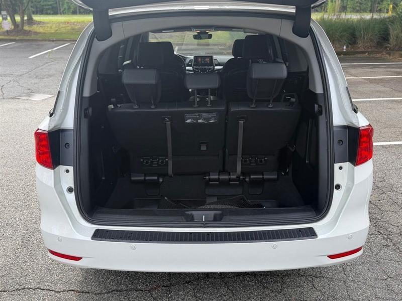 Honda Odyssey Touring Auto 2023