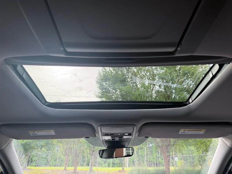 Honda Odyssey Touring Auto 2023