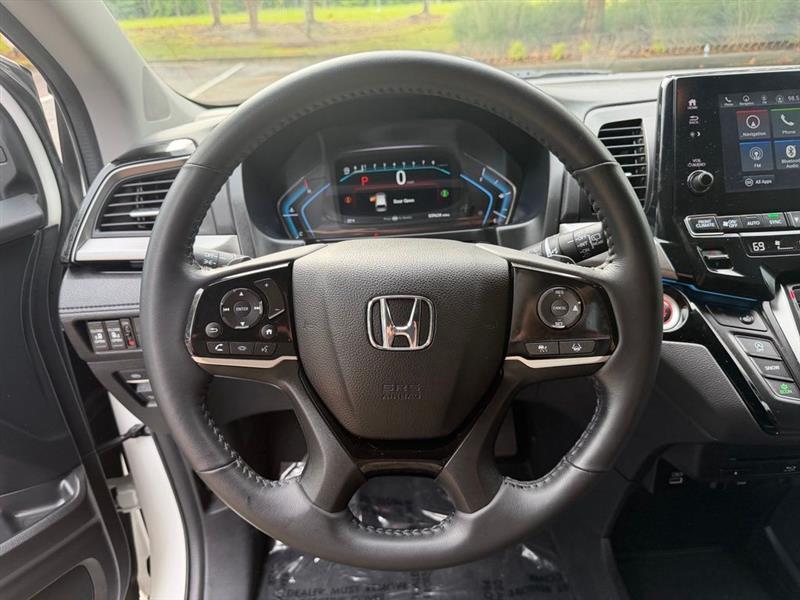 Honda Odyssey Touring Auto 2023