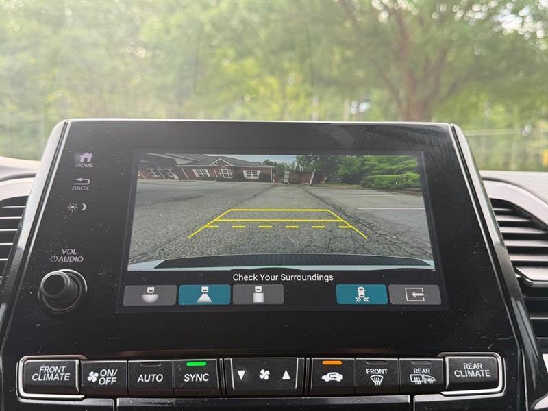 Honda Odyssey Touring Auto 2023