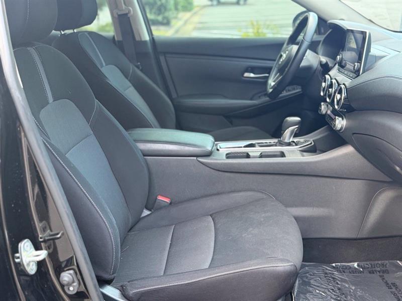 Nissan Sentra SV CVT 2020