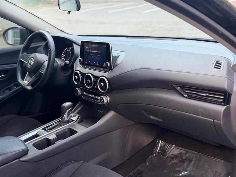 Nissan Sentra SV CVT 2020