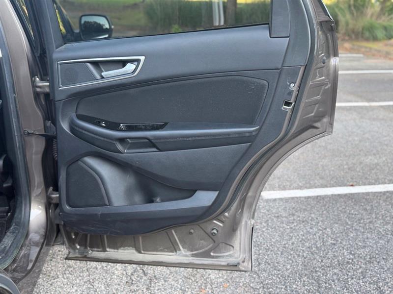 Ford Edge SEL FWD 2019