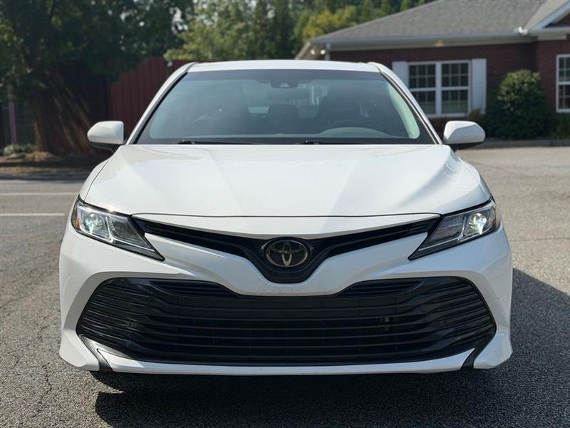 Toyota Camry XLE Auto (Natl) 2018