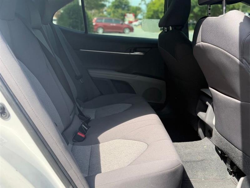 Toyota Camry XLE Auto (Natl) 2018