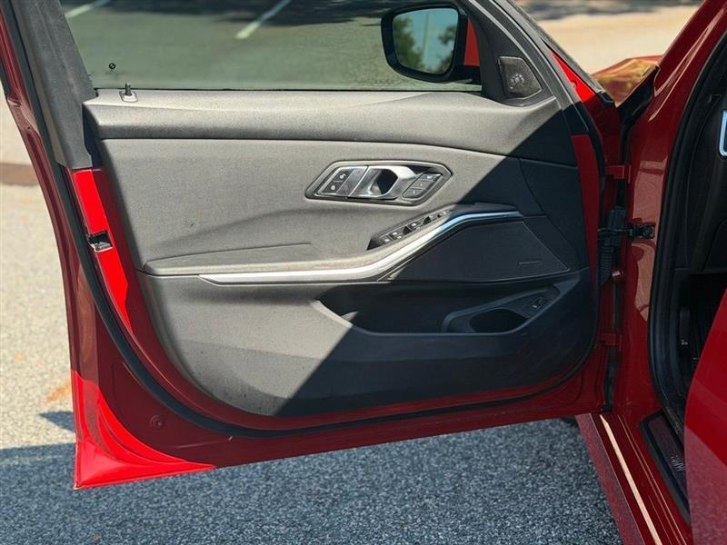 BMW 3 Series 330i xDrive Sedan North America 2021