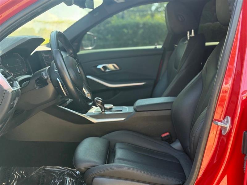 BMW 3 Series 330i xDrive Sedan North America 2021