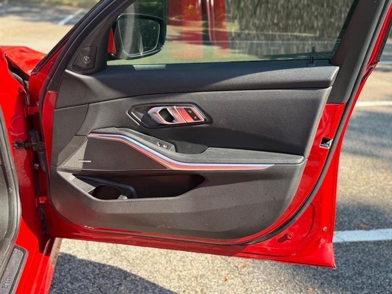 BMW 3 Series 330i xDrive Sedan North America 2021