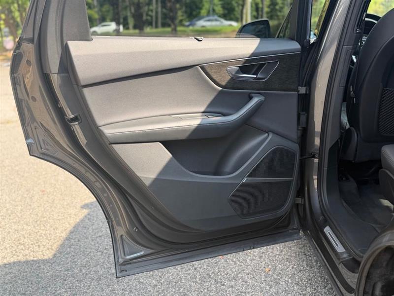 Audi Q7 Premium Plus 55 TFSI quattro 2021