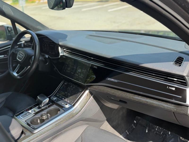 Audi Q7 Premium Plus 55 TFSI quattro 2021