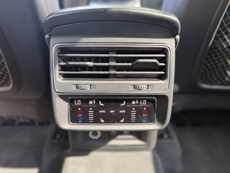 Audi Q7 Premium Plus 55 TFSI quattro 2021