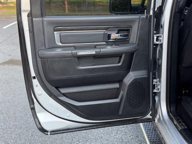 Ram 1500 photo 12