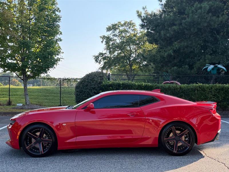 Chevrolet Camaro photo 2