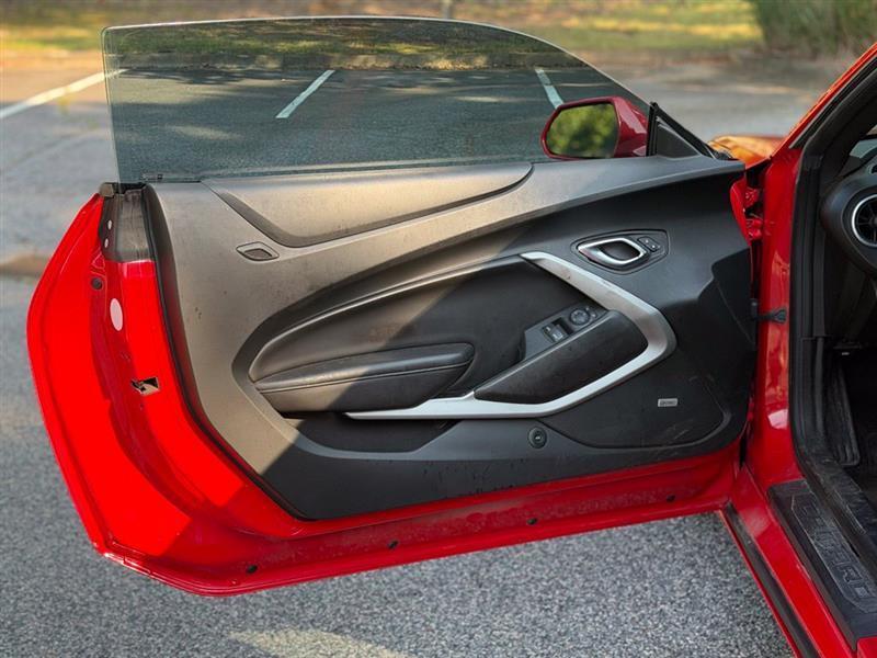 Chevrolet Camaro photo 9