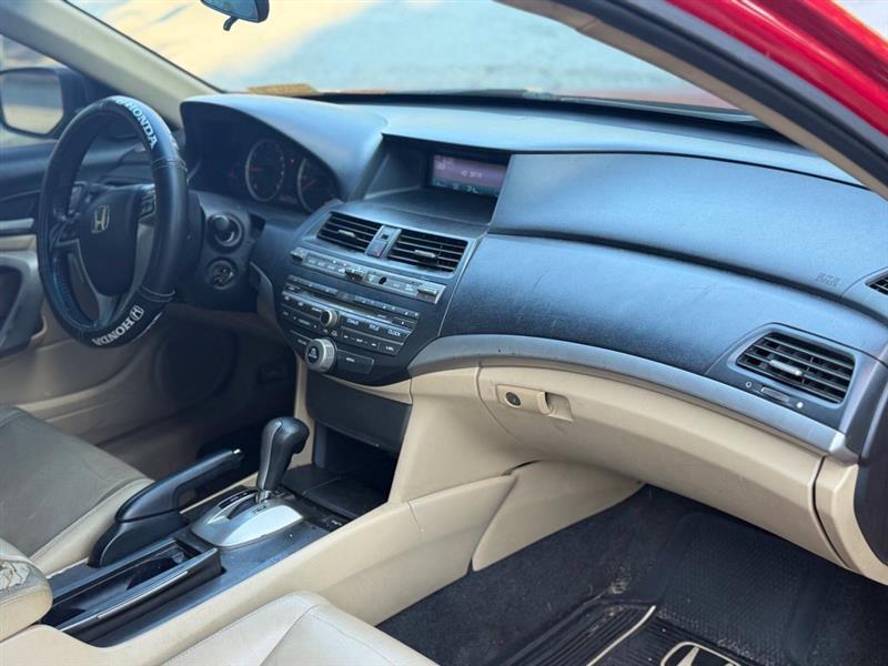 Honda Accord photo 14
