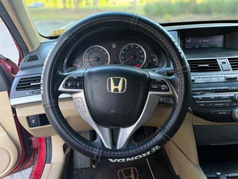 Honda Accord photo 19