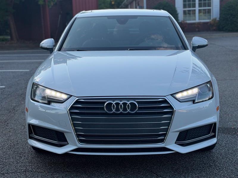 Audi A4 photo 7