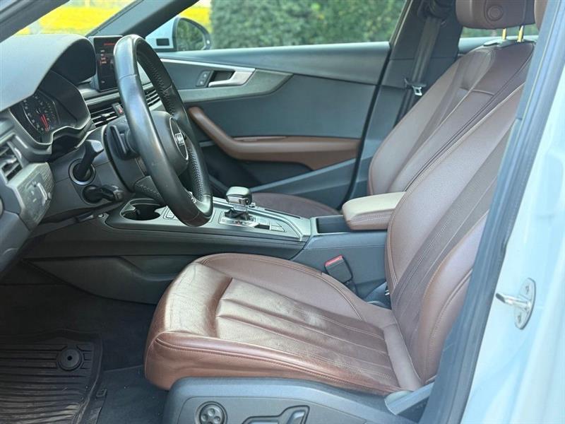 Audi A4 photo 10