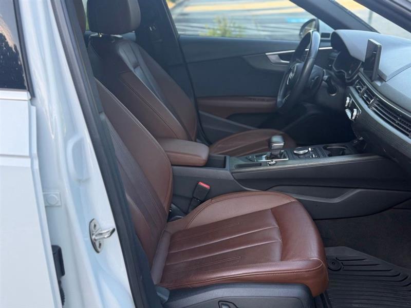 Audi A4 photo 15