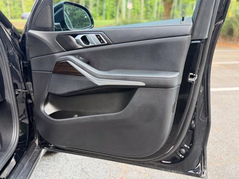BMW X5 photo 14