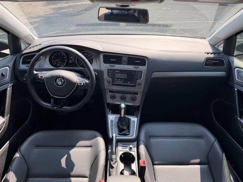 Volkswagen Golf photo 21