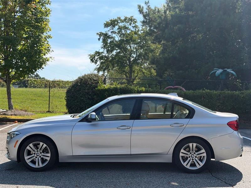 BMW 3 Series 4dr Sdn 328i RWD South Africa SULEV 2016