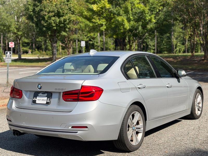 BMW 3 Series 4dr Sdn 328i RWD South Africa SULEV 2016