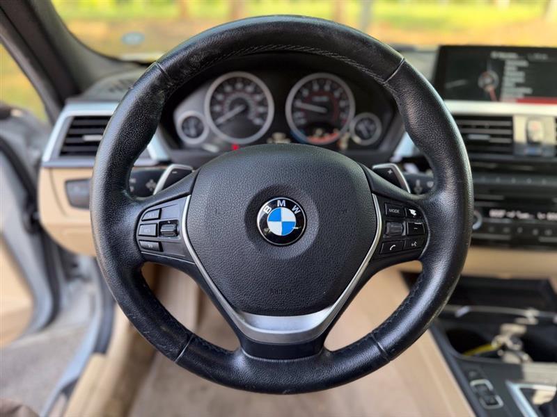 BMW 3 Series 4dr Sdn 328i RWD South Africa SULEV 2016