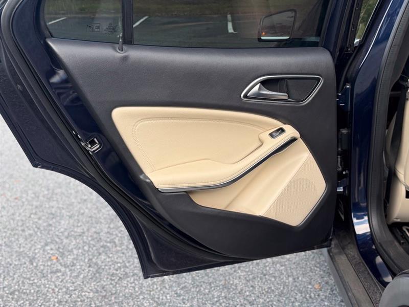 Mercedes-Benz GLA GLA 250 SUV 2019
