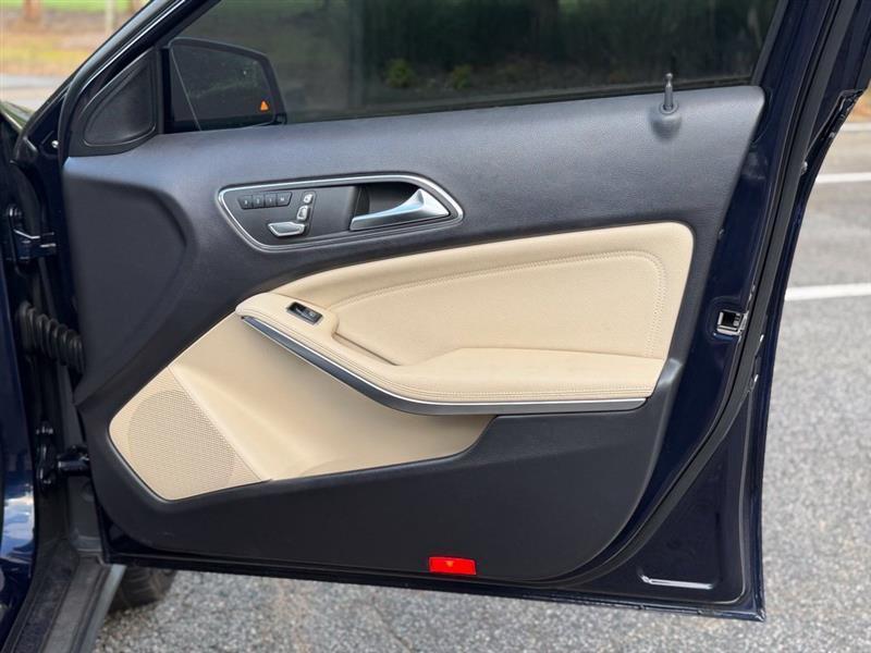Mercedes-Benz GLA GLA 250 SUV 2019
