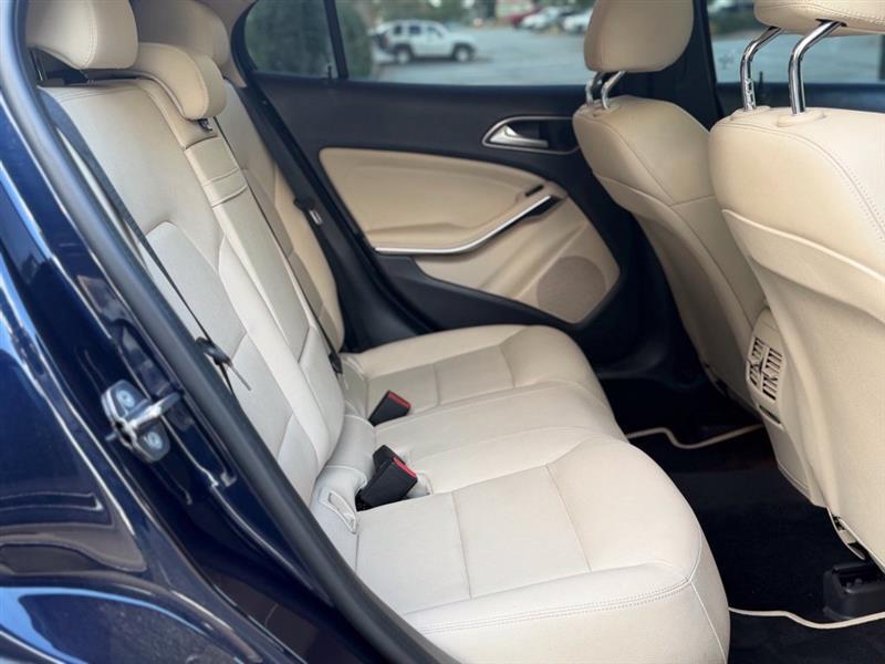 Mercedes-Benz GLA GLA 250 SUV 2019