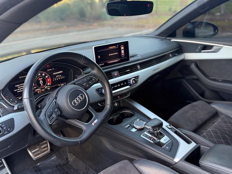 Audi S5 photo 11