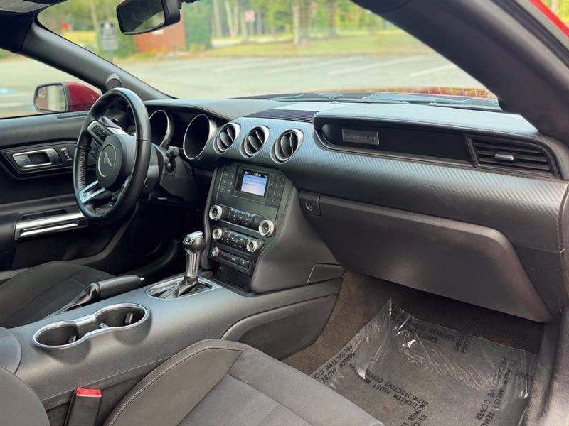 Ford Mustang EcoBoost Fastback 2019