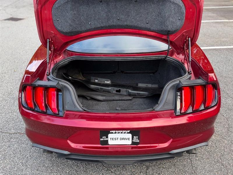 Ford Mustang EcoBoost Fastback 2019