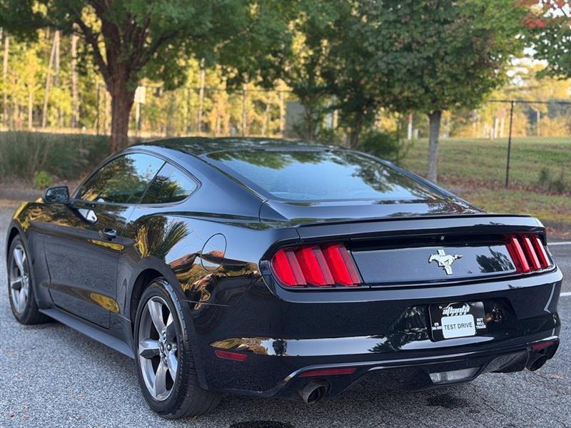 Ford Mustang 2dr Fastback V6 2016