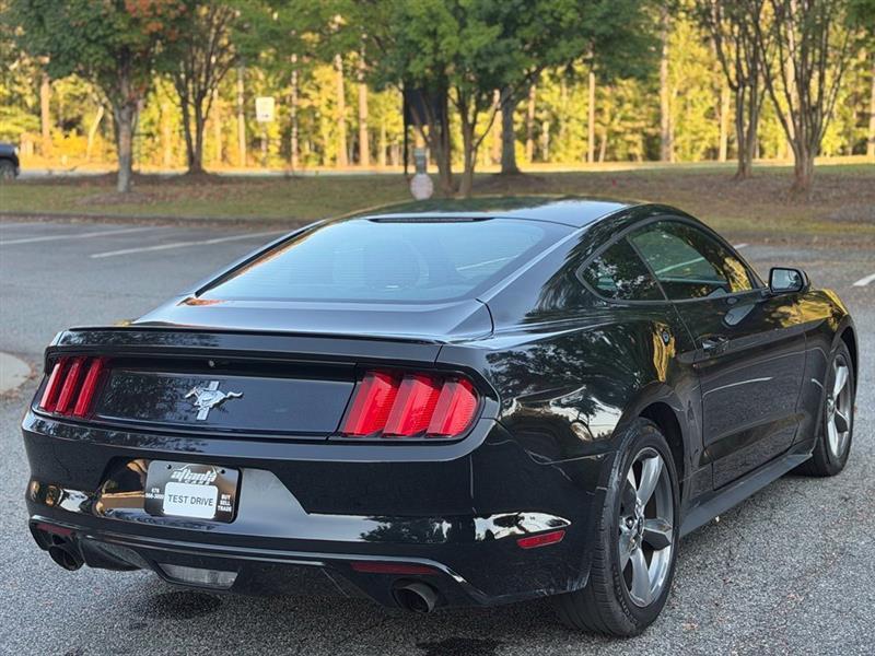 Ford Mustang 2dr Fastback V6 2016