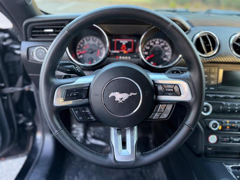 Ford Mustang 2dr Fastback V6 2016