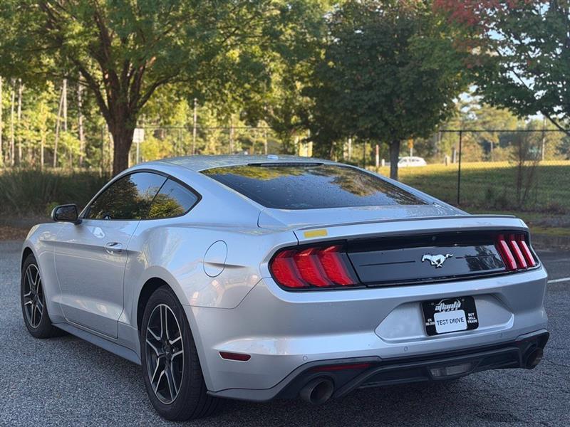 Ford Mustang EcoBoost Fastback 2019