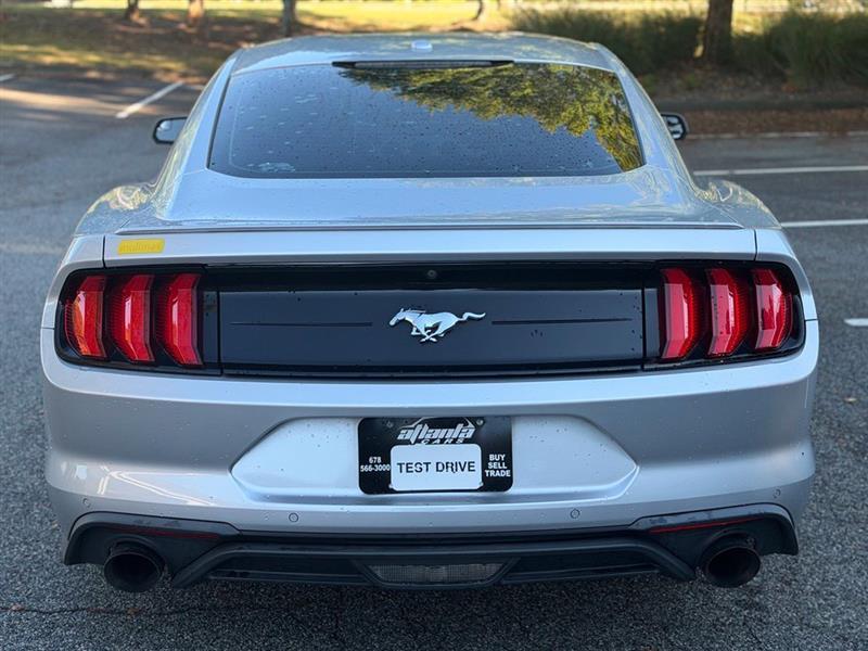Ford Mustang EcoBoost Fastback 2019