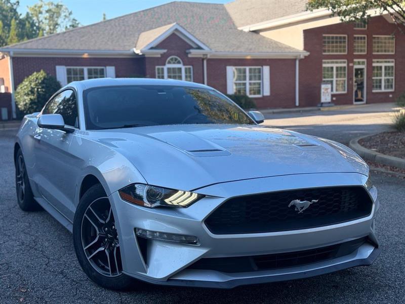Ford Mustang EcoBoost Fastback 2019