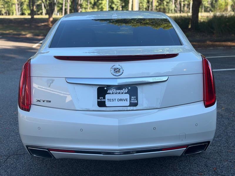 Cadillac XTS photo 4