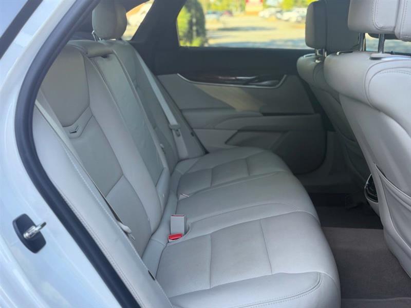 Cadillac XTS photo 18