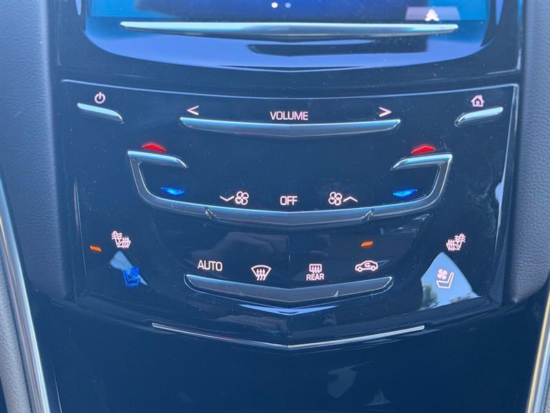 Cadillac XTS photo 26