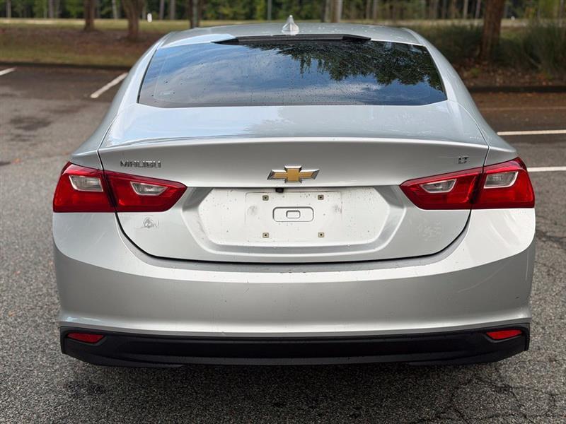 Chevrolet Malibu photo 4
