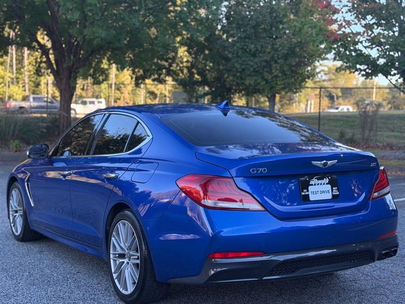 Genesis G70 2.0T RWD 2020