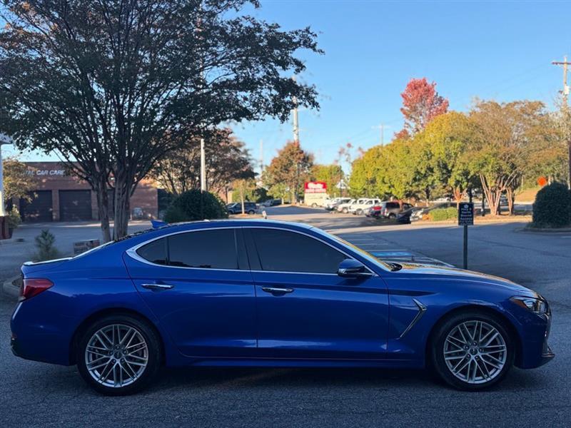 Genesis G70 2.0T RWD 2020
