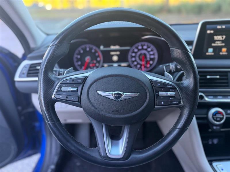 Genesis G70 2.0T RWD 2020