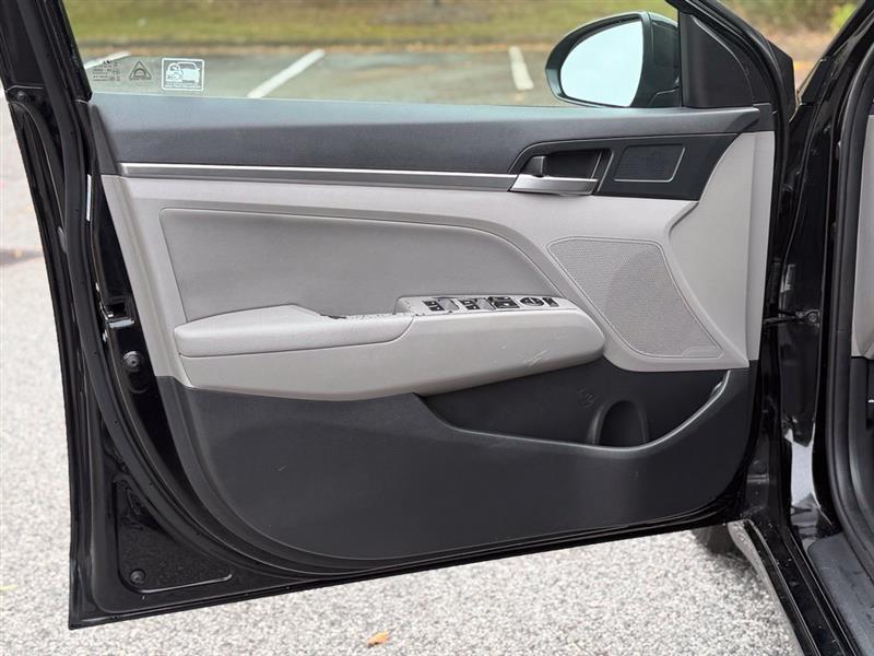 Hyundai Elantra SEL Auto 2019
