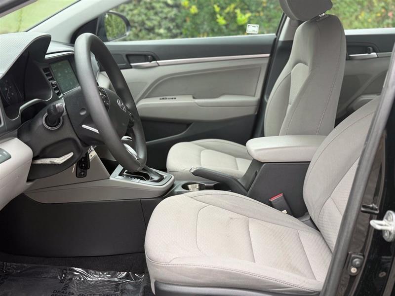 Hyundai Elantra SEL Auto 2019