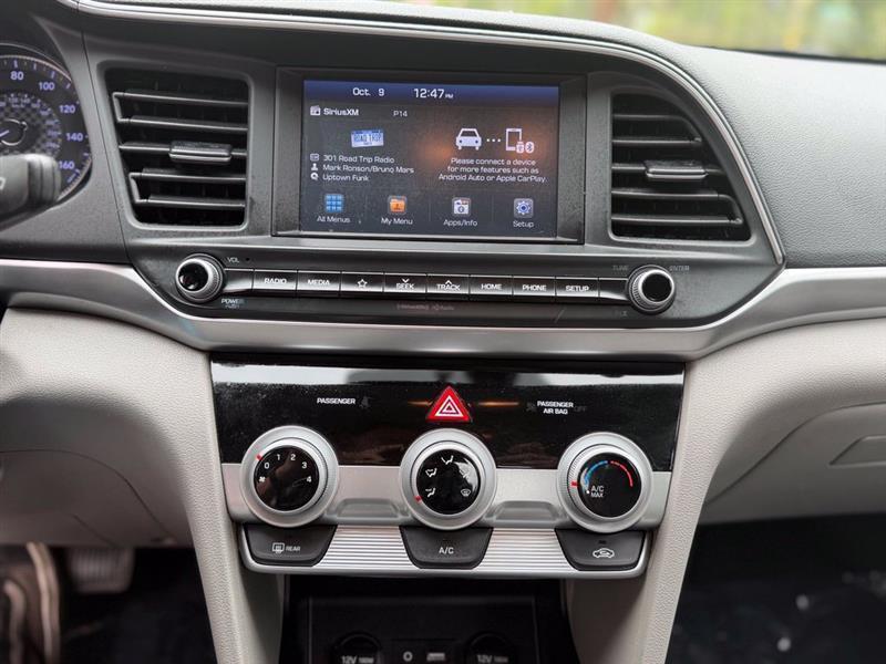 Hyundai Elantra SEL Auto 2019
